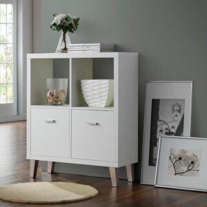 Estantería, 2 puertas y 2 baldas